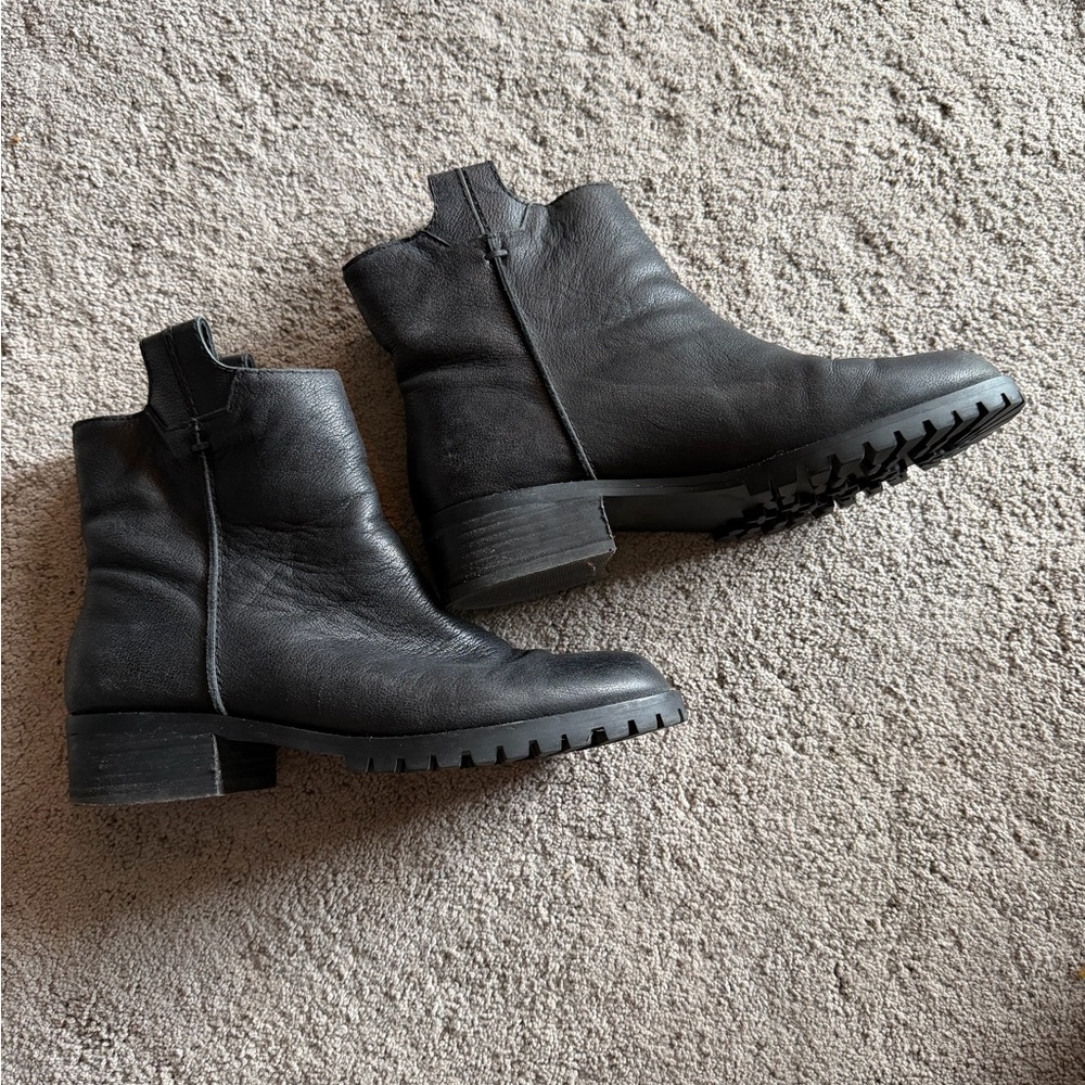 Splendid Black Ankle Boots